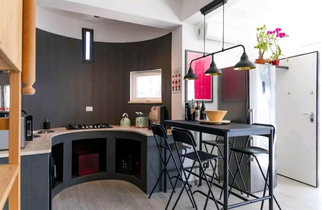 Villa'S Apartment On The Beach, Swimming Pool A/C 팔레르모 펜션